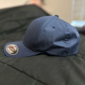 Navy Blue FlexFit L/XL Baseball Hat